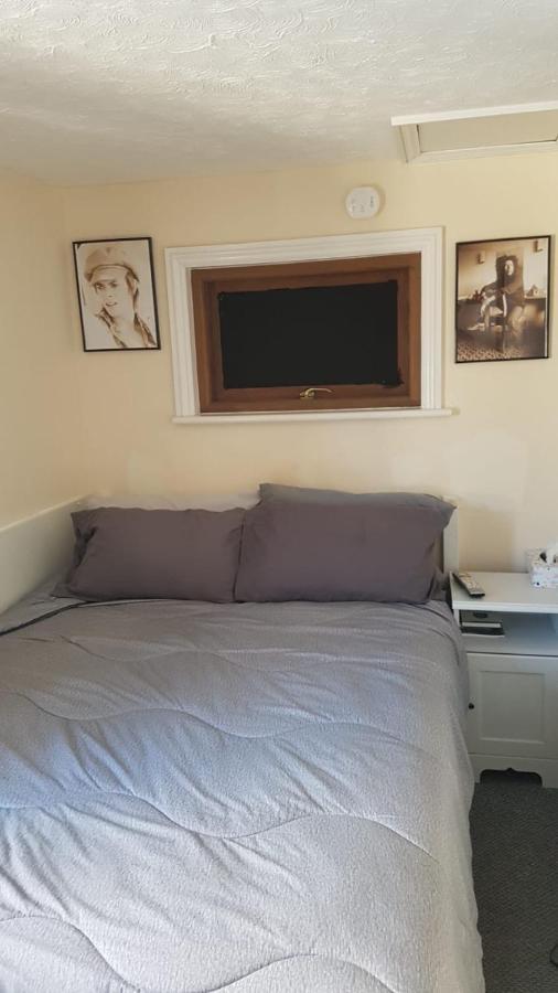 St Dunstans House Daire Worthing Dış mekan fotoğraf